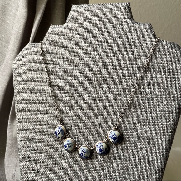 Vtg Five Pendant Charms Enamel Dutch Holland Windmill Silver Tone 16" Necklace - Picture 2 of 12